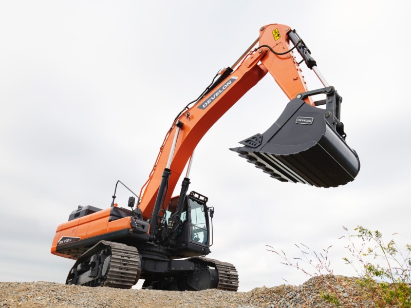 Гусеничный экскаватор DEVELON DX490LC-7M, мощность двигателя 393 л.с.