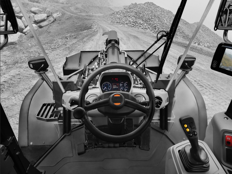 Фронтальный погрузчик DEVELON DL320A-7M