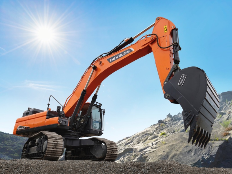 Гусеничный экскаватор DEVELON DX530LC-7B