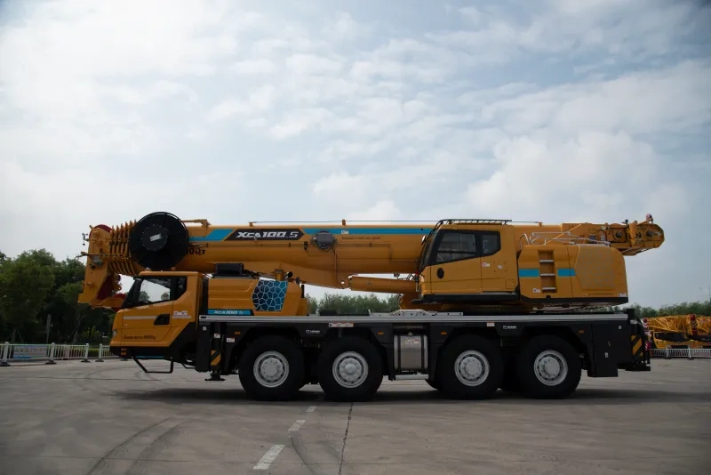 Вседорожный кран XCA 180_S XCMG