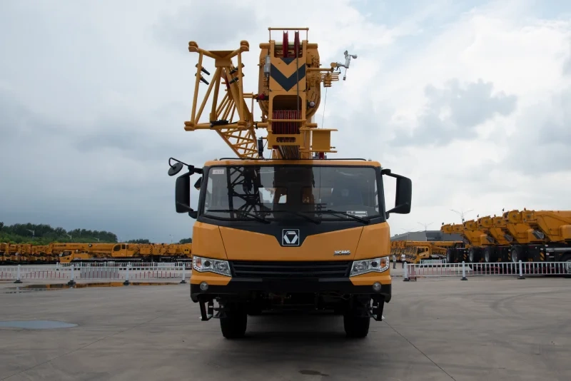 Автокран XCT25L4_ XCMG XCT25L4_SR