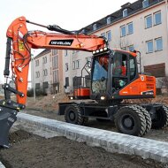 Колесный экскаватор DEVELON DX150W-7B, мощность двигателя 136 л.с.