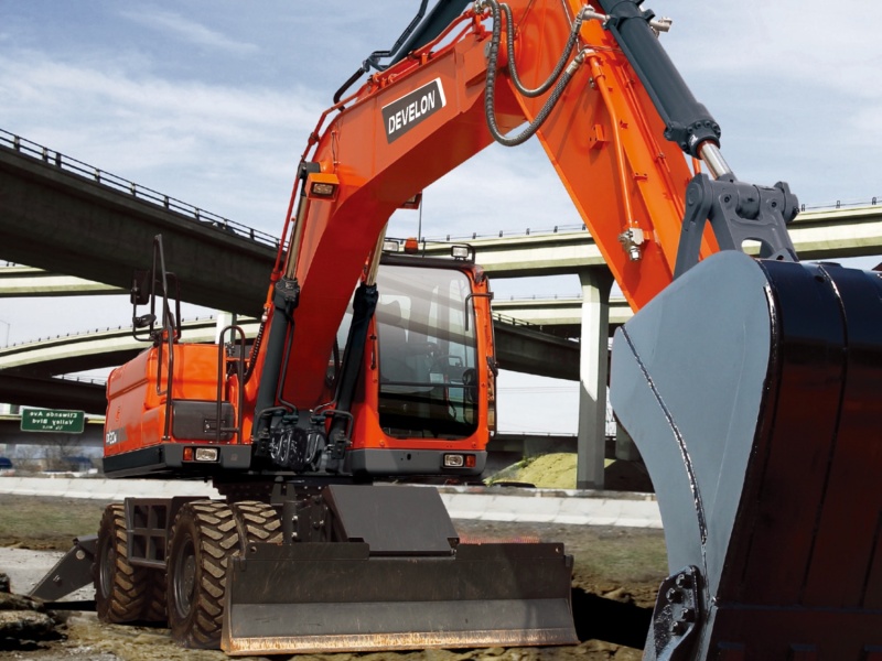 Колесный экскаватор DEVELON DX210-7B