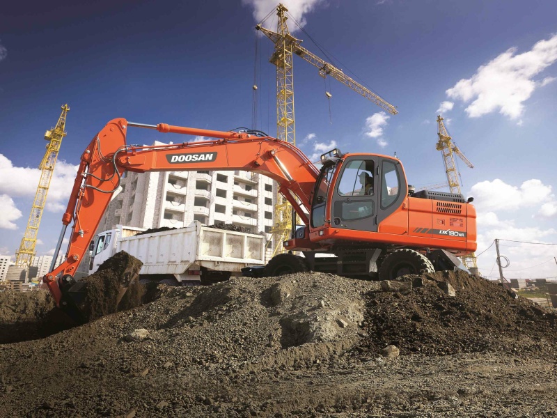 Колесный экскаватор DEVELON DX190WA, мощность двигателя 158 л.с.