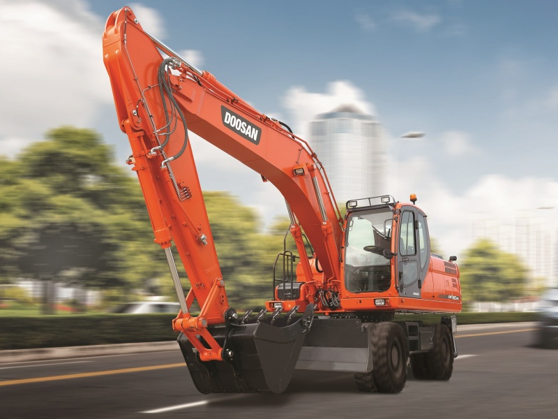 Колесный экскаватор DEVELON DX190WA, мощность двигателя 158 л.с.