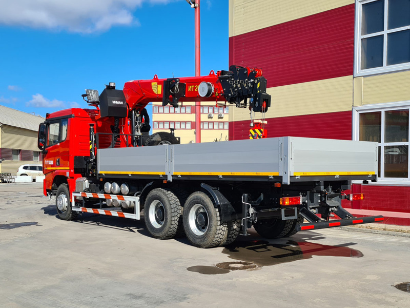 Грузовики Borus Автомобиль бортовой с КМУ на шасси Shacman 6x4 - 1121