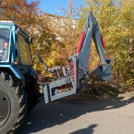 Для тракторов Навесной экскаватор на МТЗ