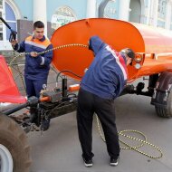 Бочки и цементораспределители Бочка прицеп с керхером на МТЗ