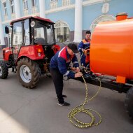 Бочки и цементораспределители Бочка прицеп с керхером на МТЗ