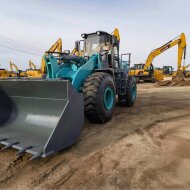 Спецтехника Фронтальный погрузчик SUNWARD SL61W