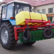 Щетки дорожные Щетка дорожная с поливом для МТЗ