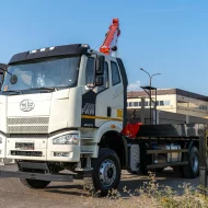 Кран-манипулятор Kanglim KS2056H на шасси FAW CA3250, борт 7500 мм
