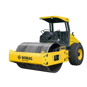Грунтовый каток BOMAG BW 212 D-40