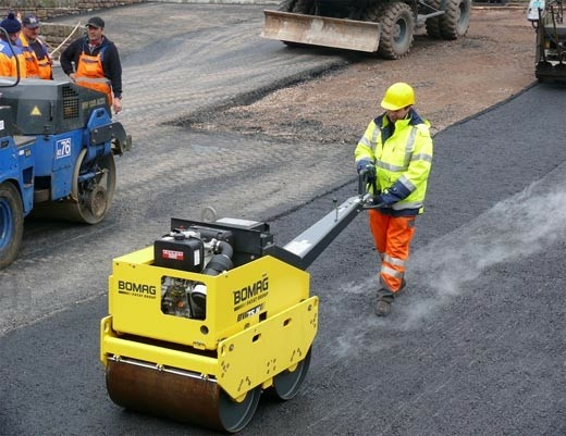 Ручные катки с пешим оператором BOMAG Гладковальцовый каток BW 75 H