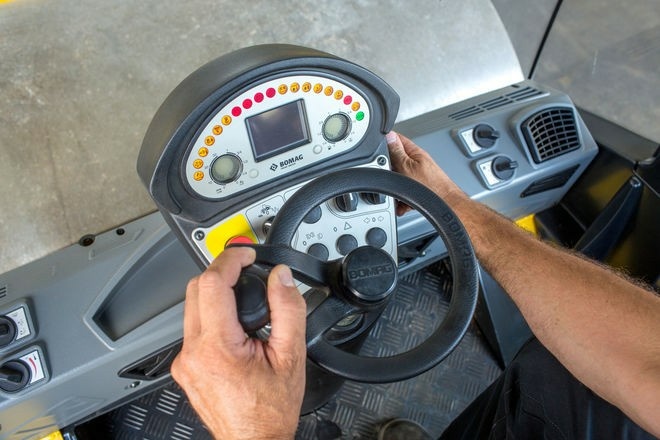 Грунтовый каток BOMAG BW 219 PD-5
