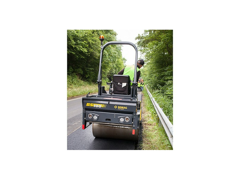 Каток тандемный BOMAG BW 100 AD-5
