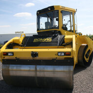 Каток тандемный BOMAG BW 202 AD-4