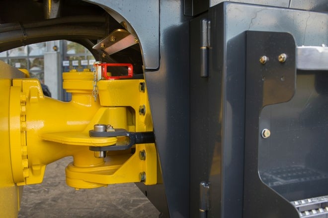 Грунтовый каток BOMAG BW 219 DH-5