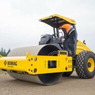 Грунтовый каток BOMAG BW 211 D-40