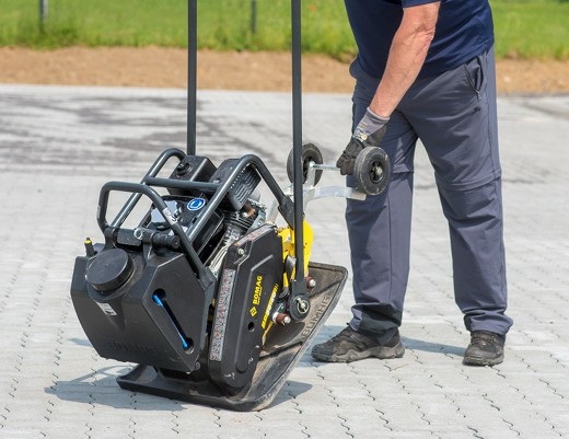 Виброплита прямого хода BOMAG BP 25/50