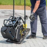 Виброплита прямого хода BOMAG BP 25/50
