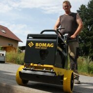 Виброплита реверсивная BOMAG BPR 25/40