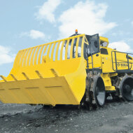 Уплотнитель мусора BOMAG BC 473 RS-3