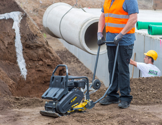 Виброплита прямого хода BOMAG BP 12/40