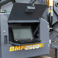 Асфальтоукладчики BOMAG Перегружатель BMF 2500 S