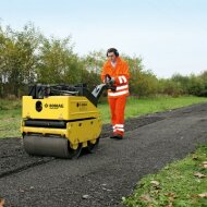 Ручные катки с пешим оператором BOMAG Гладковальцовый каток BW 65 H