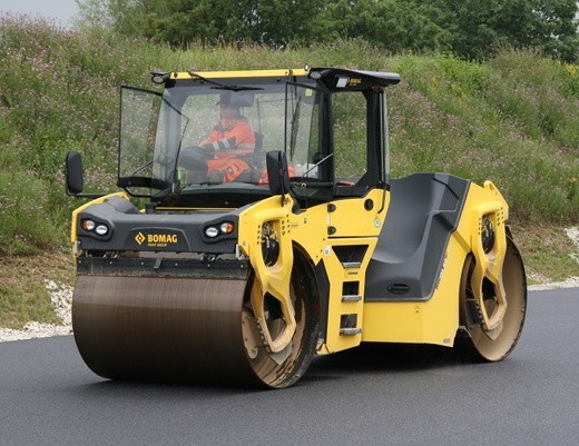 Каток тандемный BOMAG BW 206 AD-50