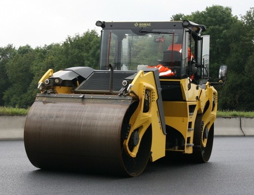 Каток тандемный BOMAG BW 206 AD-50