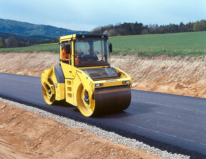 Каток тандемный BOMAG BW 161 AD-4