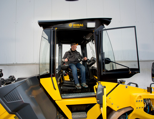 Каток тандемный BOMAG BW 161 AD-50