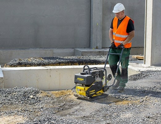Виброплита прямого хода BOMAG BVP 18/45 D