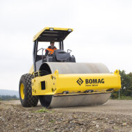 Грунтовый каток BOMAG BW 216 D-40