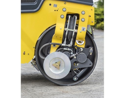 Каток комбинированный BOMAG BW 100 AC-5