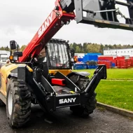 Телескопический погрузчик SANY STH1440Е, двигатель CUMMINS QSF3.8 STAGE Ⅲ 93 кВт, высота подъема 14 м, грузоподъемность 4000 кг