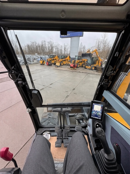 Гусеничный экскаватор SANY SY80U