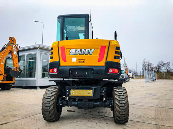 Колесный экскаватор SANY SY65W