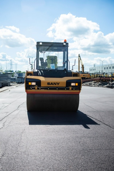 Грунтовые катки SANY Дорожный каток STR130C-10