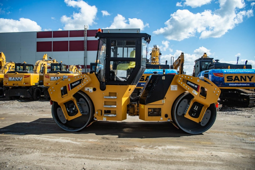 Грунтовые катки SANY Дорожный каток STR130C-10