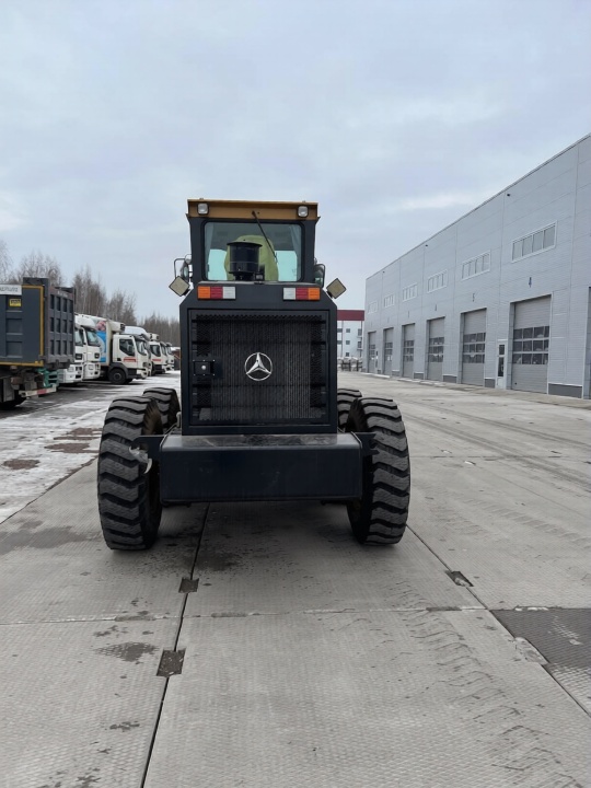 Грейдеры SANY Автогрейдер STG210C-8S