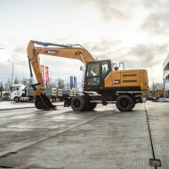 Колесный экскаватор SANY SY215W