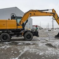 Колесный экскаватор SANY SY185W