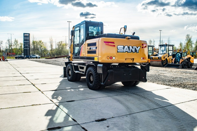 Колесный экскаватор SANY SY165W