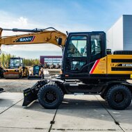 Колесный экскаватор SANY SY165W