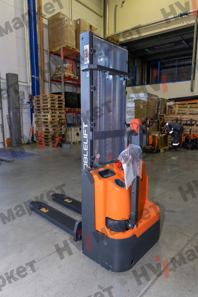 Самоходный штабелер ECL15B duplex mast (В-3600мм) HV Market